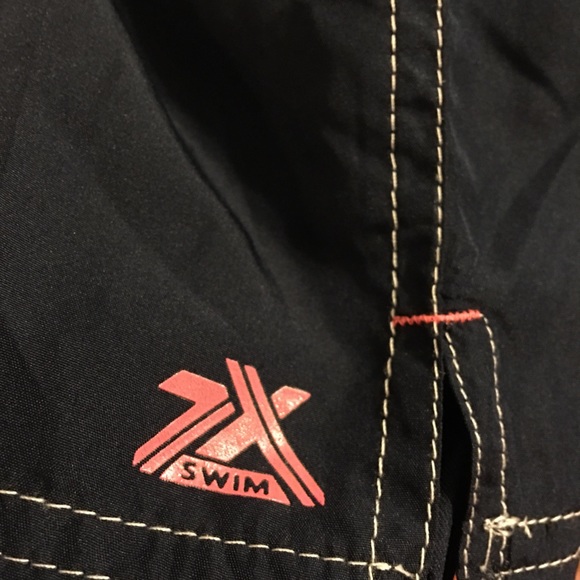 Zero X Posur swimwear - Picture 3 of 3